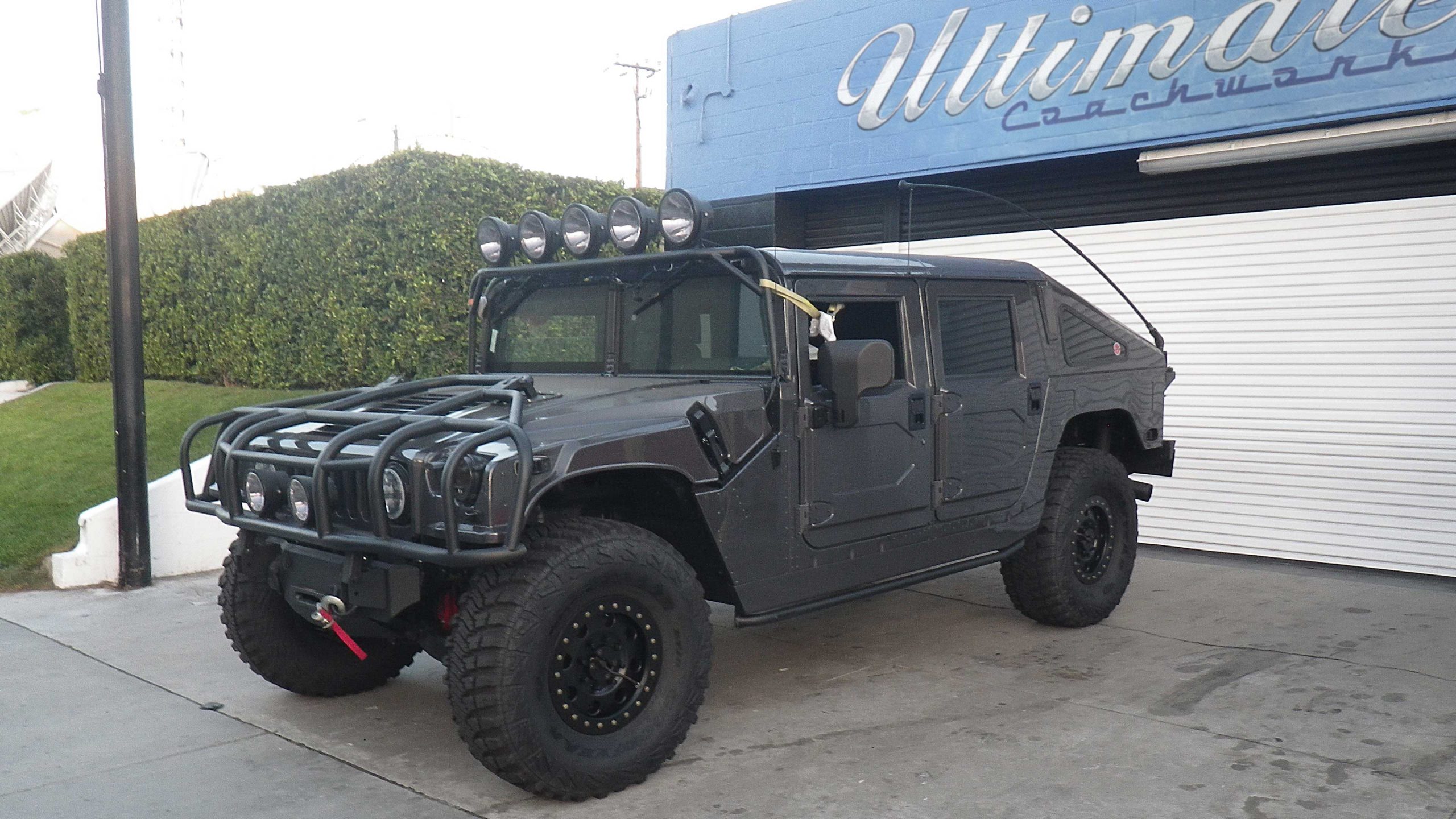 006_Gallery_2000-H1-Hummer-3840x2160_001